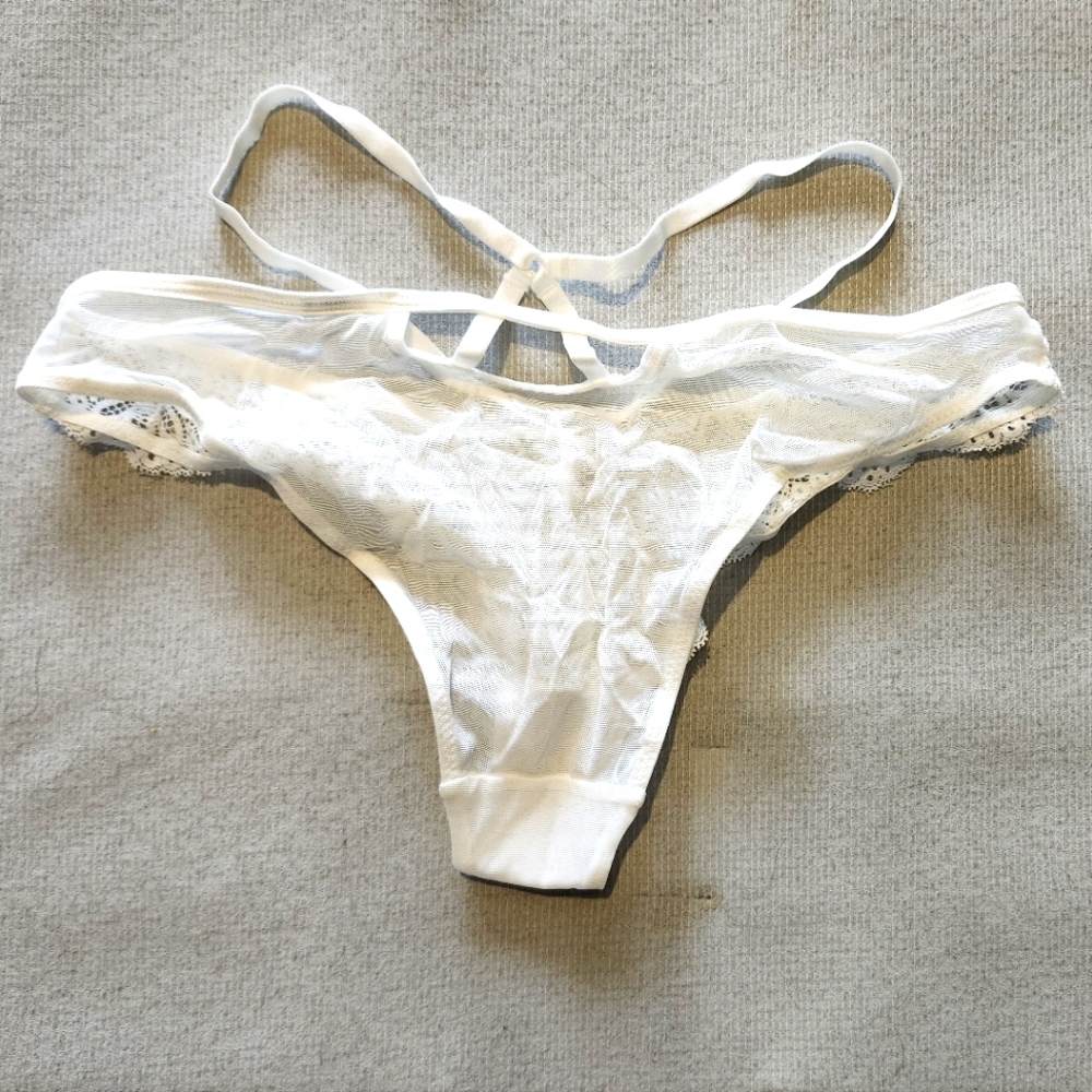 XS-S White Lace Strap Lingerie Panties Never Worn
